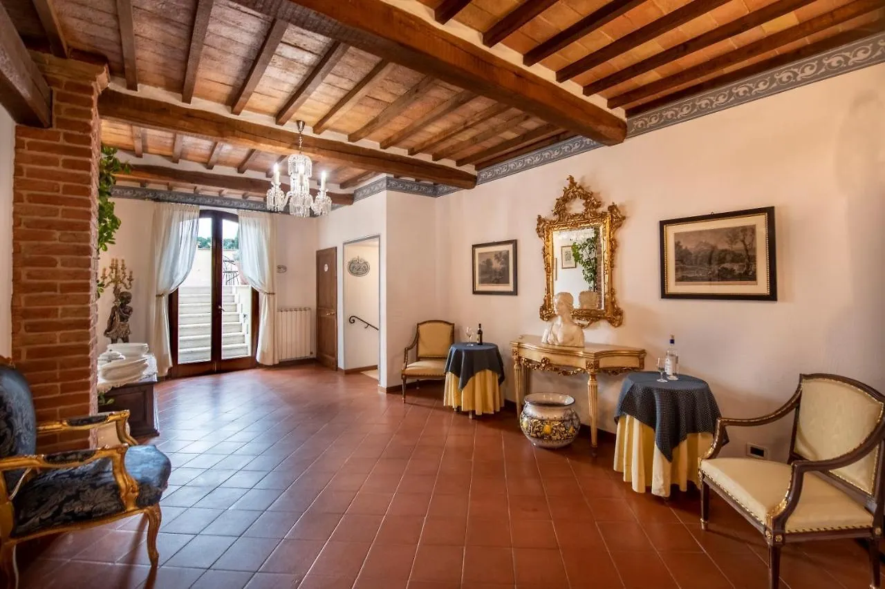 Hotel Vecchia Oliviera Montalcino 3*,